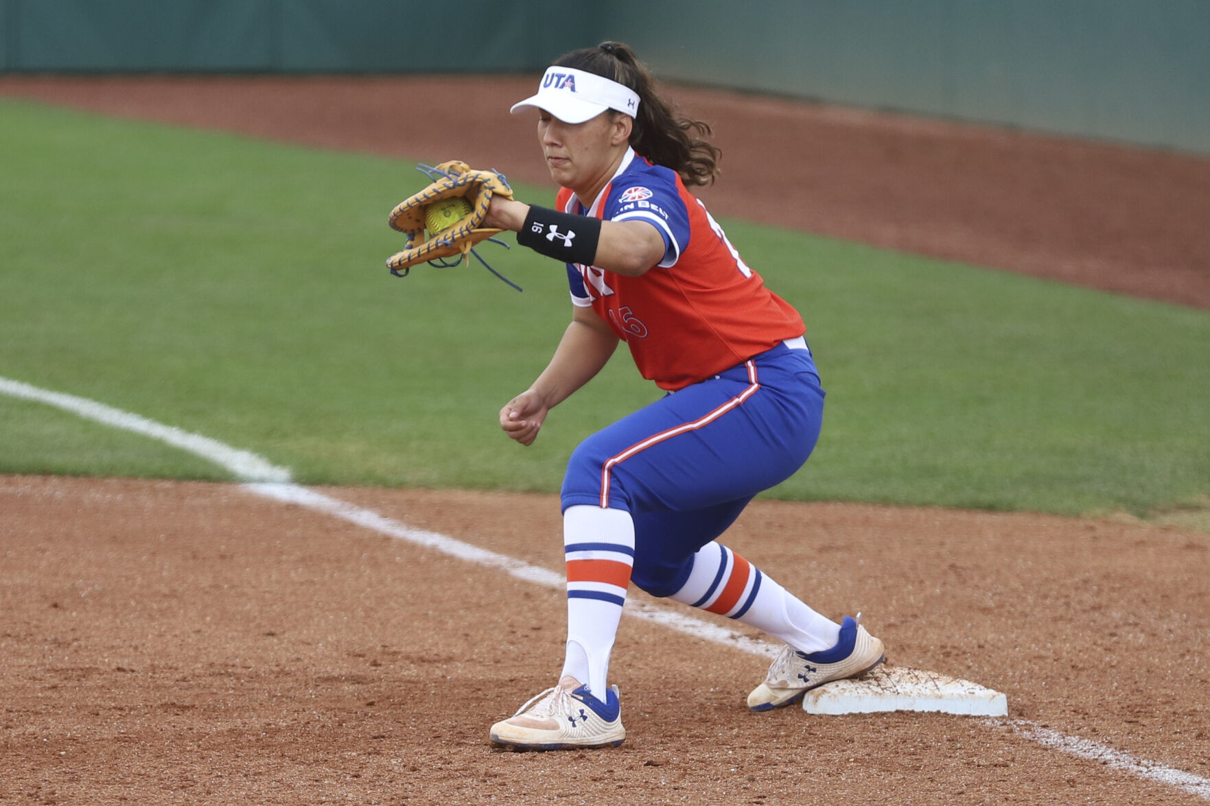 Photos: UTA softball gets swept by Troy University, extends losing streak